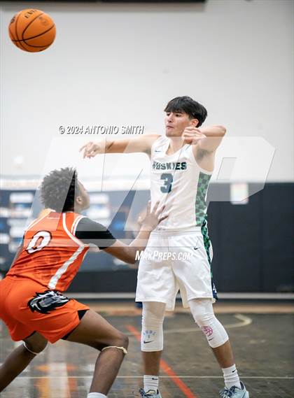 Thumbnail 2 in Flint Hill vs. Coolidge (Battle in the Bull Invitational) photogallery.