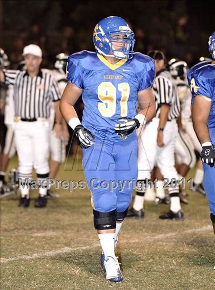 Thumbnail 3 in Damien @ Bishop Amat photogallery.