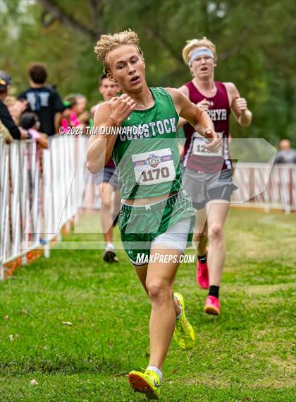 Thumbnail 2 in UIL 1A Boys Cross Country Finals photogallery.
