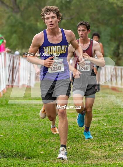 Thumbnail 1 in UIL 1A Boys Cross Country Finals photogallery.