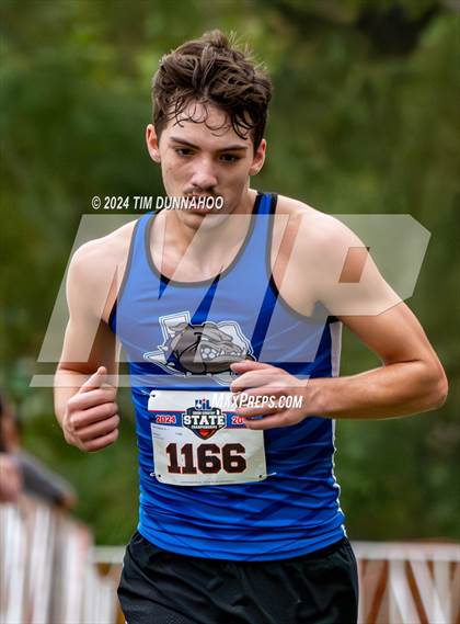 Thumbnail 1 in UIL 1A Boys Cross Country Finals photogallery.