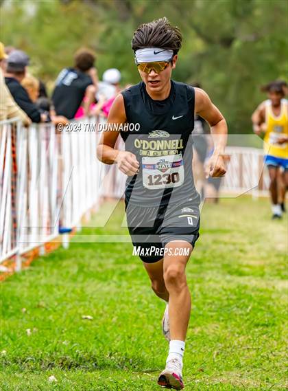 Thumbnail 1 in UIL 1A Boys Cross Country Finals photogallery.