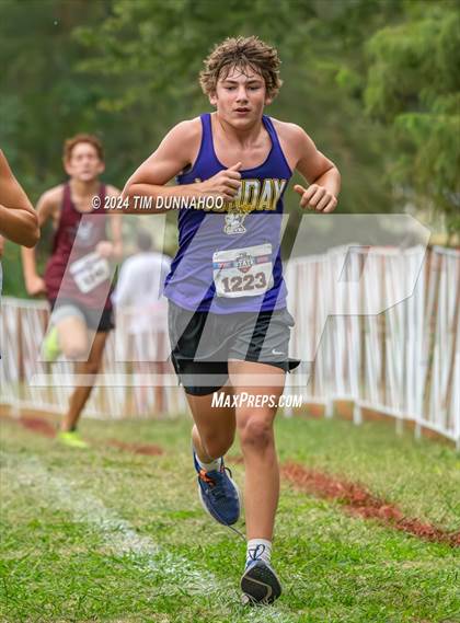 Thumbnail 3 in UIL 1A Boys Cross Country Finals photogallery.