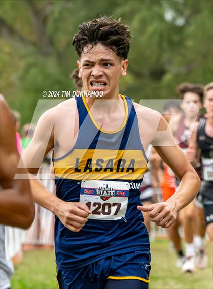 Thumbnail 2 in UIL 1A Boys Cross Country Finals photogallery.