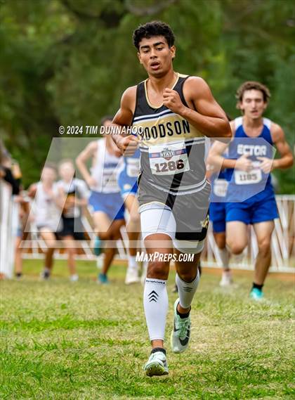 Thumbnail 1 in UIL 1A Boys Cross Country Finals photogallery.