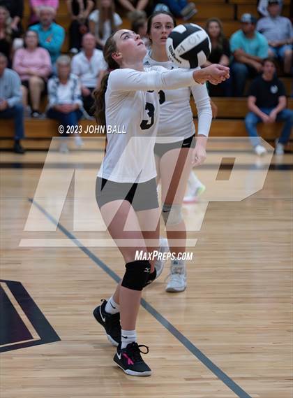 Thumbnail 3 in Whiteville @ South Columbus photogallery.