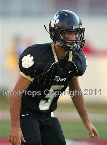 Thumbnail 2 in Clarksville vs Charleston (Hooten's Kickoff Classic) photogallery.