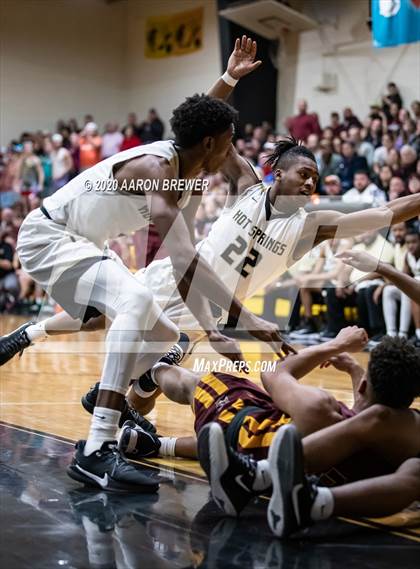 Thumbnail 3 in Lake Hamilton vs. Hot Springs photogallery.