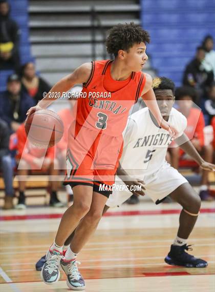 Thumbnail 2 in Bullard vs. Central (Central Valley Showcase) photogallery.