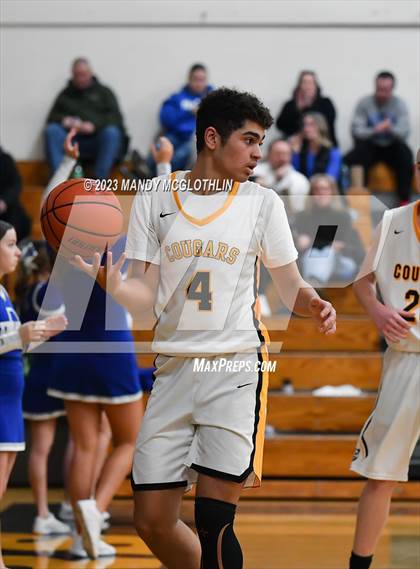 Thumbnail 2 in Auburn @ Illini Central photogallery.