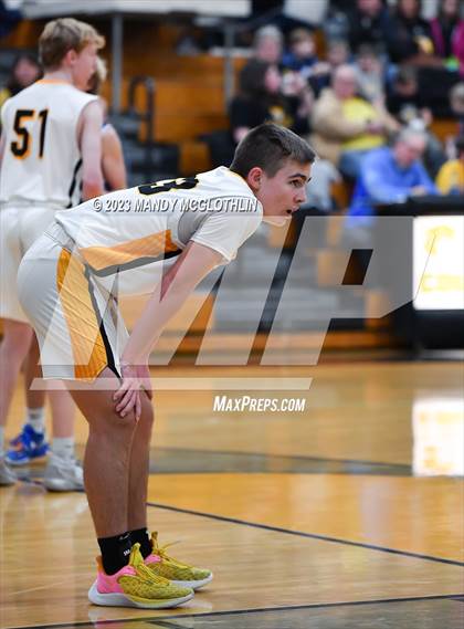 Thumbnail 1 in Auburn @ Illini Central photogallery.