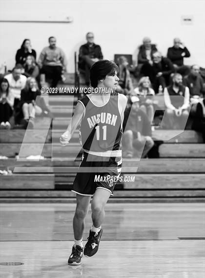 Thumbnail 2 in Auburn @ Illini Central photogallery.