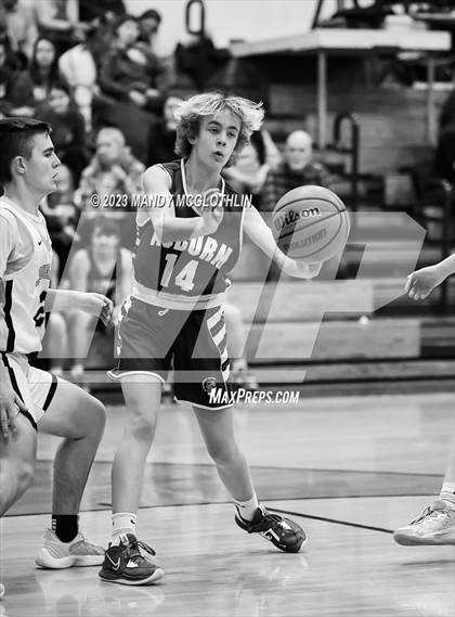 Thumbnail 2 in Auburn @ Illini Central photogallery.