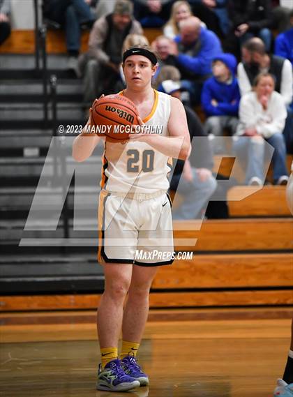 Thumbnail 1 in Auburn @ Illini Central photogallery.