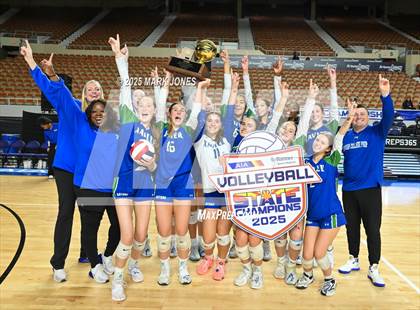 Thumbnail 3 in Xavier College Prep vs. Corona del Sol (AIA 6A Final - Awards) photogallery.