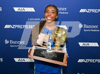 Thumbnail 3 in Xavier College Prep vs. Corona del Sol (AIA 6A Final - Awards) photogallery.