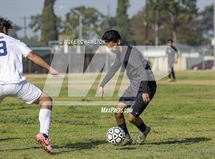 Thumbnail 3 in Verbum Dei@Compton Early College photogallery.