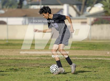 Thumbnail 1 in Verbum Dei@Compton Early College photogallery.