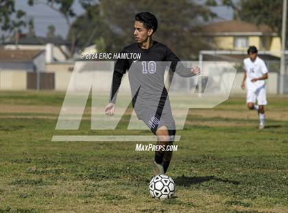 Thumbnail 2 in Verbum Dei@Compton Early College photogallery.