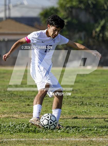 Thumbnail 2 in Verbum Dei@Compton Early College photogallery.