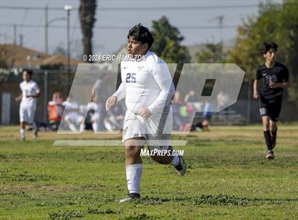 Thumbnail 2 in Verbum Dei@Compton Early College photogallery.