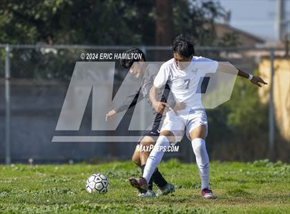 Thumbnail 2 in Verbum Dei@Compton Early College photogallery.