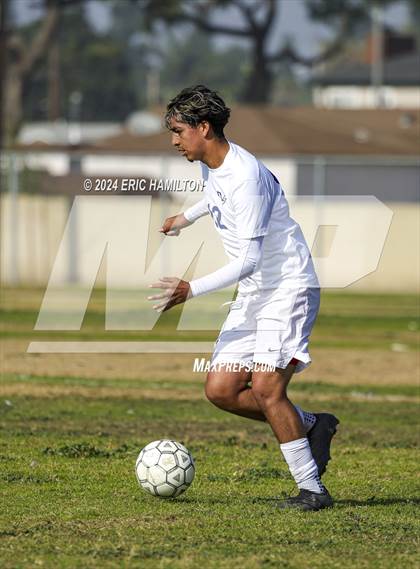Thumbnail 3 in Verbum Dei@Compton Early College photogallery.