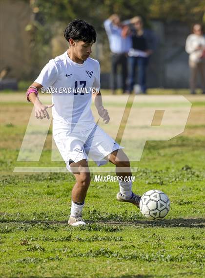 Thumbnail 3 in Verbum Dei@Compton Early College photogallery.