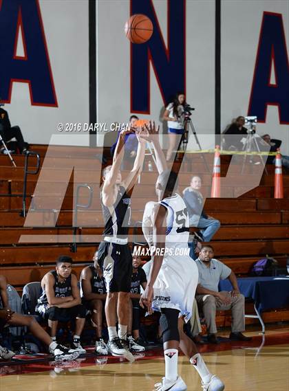 Thumbnail 1 in Crowley vs. Palisades (Rose City Roundball Classic) photogallery.