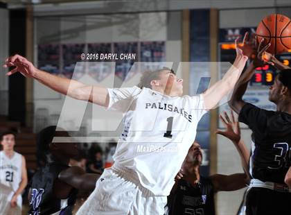 Thumbnail 1 in Crowley vs. Palisades (Rose City Roundball Classic) photogallery.