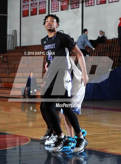 Thumbnail 1 in Crowley vs. Palisades (Rose City Roundball Classic) photogallery.