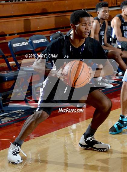 Thumbnail 2 in Crowley vs. Palisades (Rose City Roundball Classic) photogallery.