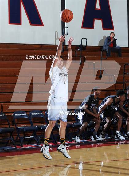 Thumbnail 3 in Crowley vs. Palisades (Rose City Roundball Classic) photogallery.