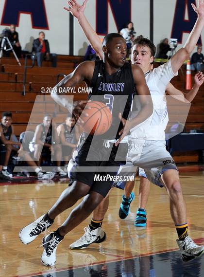 Thumbnail 2 in Crowley vs. Palisades (Rose City Roundball Classic) photogallery.