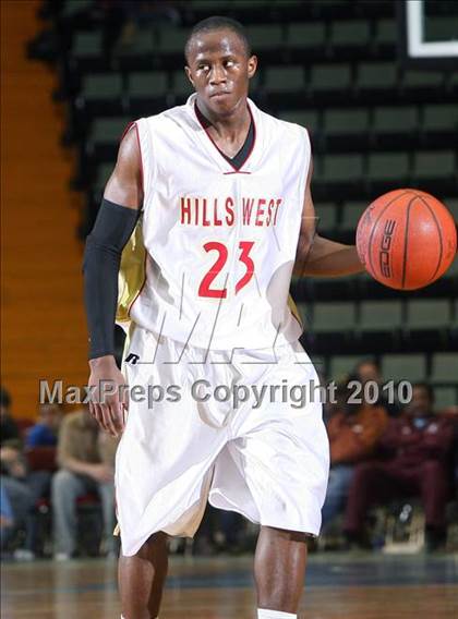 Thumbnail 1 in Half Hollow Hills West vs. Rochester East  (NYSPHSAA Class AA Semifinal) photogallery.