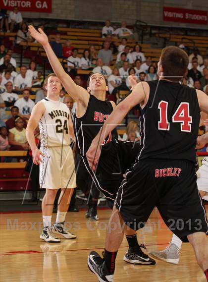 Thumbnail 3 in Mission Prep vs. Buckley (CIF SS D5AA Final) photogallery.