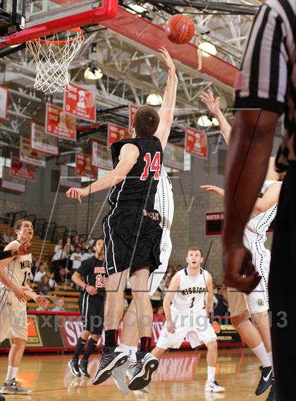 Thumbnail 3 in Mission Prep vs. Buckley (CIF SS D5AA Final) photogallery.