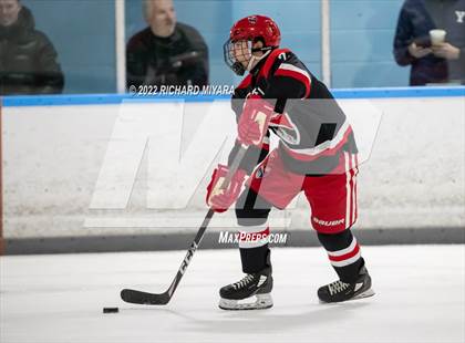 Thumbnail 2 in Dexter Southfield vs Frederick Gunn (True Prep Cup) photogallery.