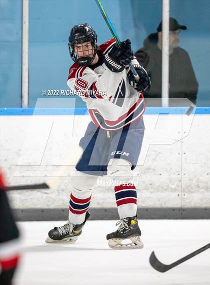 Thumbnail 2 in Dexter Southfield vs Frederick Gunn (True Prep Cup) photogallery.