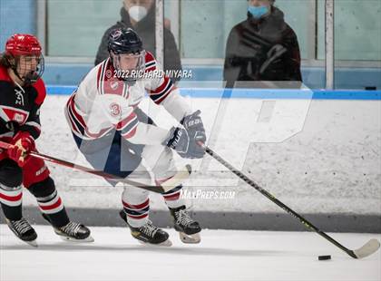 Thumbnail 2 in Dexter Southfield vs Frederick Gunn (True Prep Cup) photogallery.