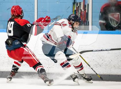 Thumbnail 3 in Dexter Southfield vs Frederick Gunn (True Prep Cup) photogallery.
