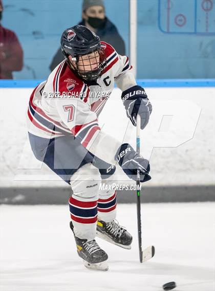 Thumbnail 2 in Dexter Southfield vs Frederick Gunn (True Prep Cup) photogallery.