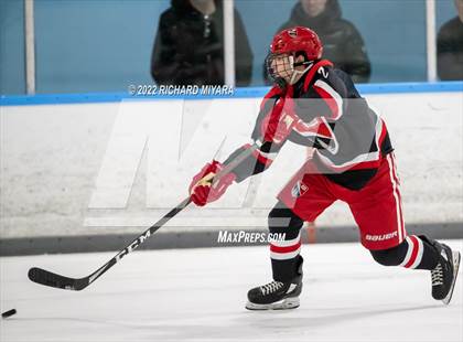 Thumbnail 2 in Dexter Southfield vs Frederick Gunn (True Prep Cup) photogallery.