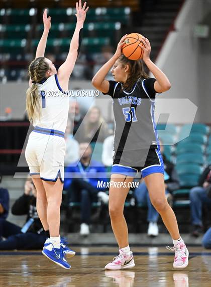 Thumbnail 2 in Highlands Ranch vs. Grandview. (CHSAA 6A Great 8) photogallery.