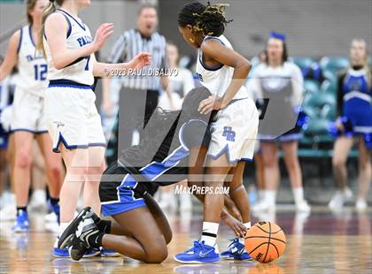 Thumbnail 1 in Highlands Ranch vs. Grandview. (CHSAA 6A Great 8) photogallery.