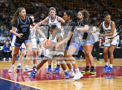 Thumbnail 1 in Highlands Ranch vs. Grandview. (CHSAA 6A Great 8) photogallery.