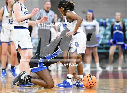 Thumbnail 2 in Highlands Ranch vs. Grandview. (CHSAA 6A Great 8) photogallery.