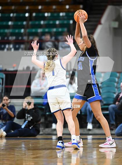 Thumbnail 3 in Highlands Ranch vs. Grandview. (CHSAA 6A Great 8) photogallery.