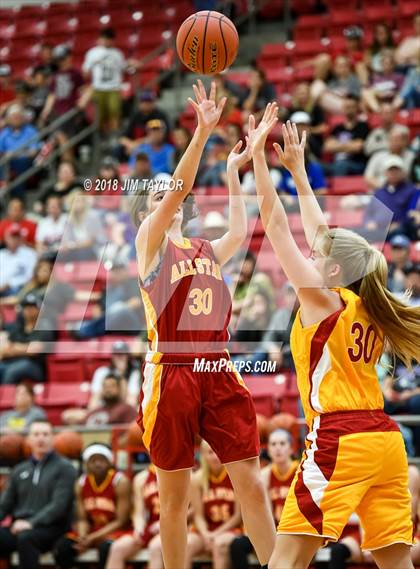 Thumbnail 3 in Chicken Express Classic All Star Game photogallery.