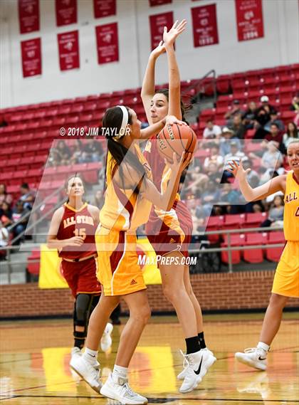 Thumbnail 2 in Chicken Express Classic All Star Game photogallery.
